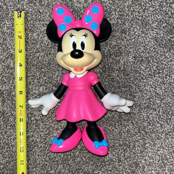 Disney Junior Minnie Mouse Posable Doll Figure - Picture 4 of 4